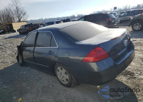 2006 Honda Accord Lx from USA, damaged, VIN JHMCM56426C001035